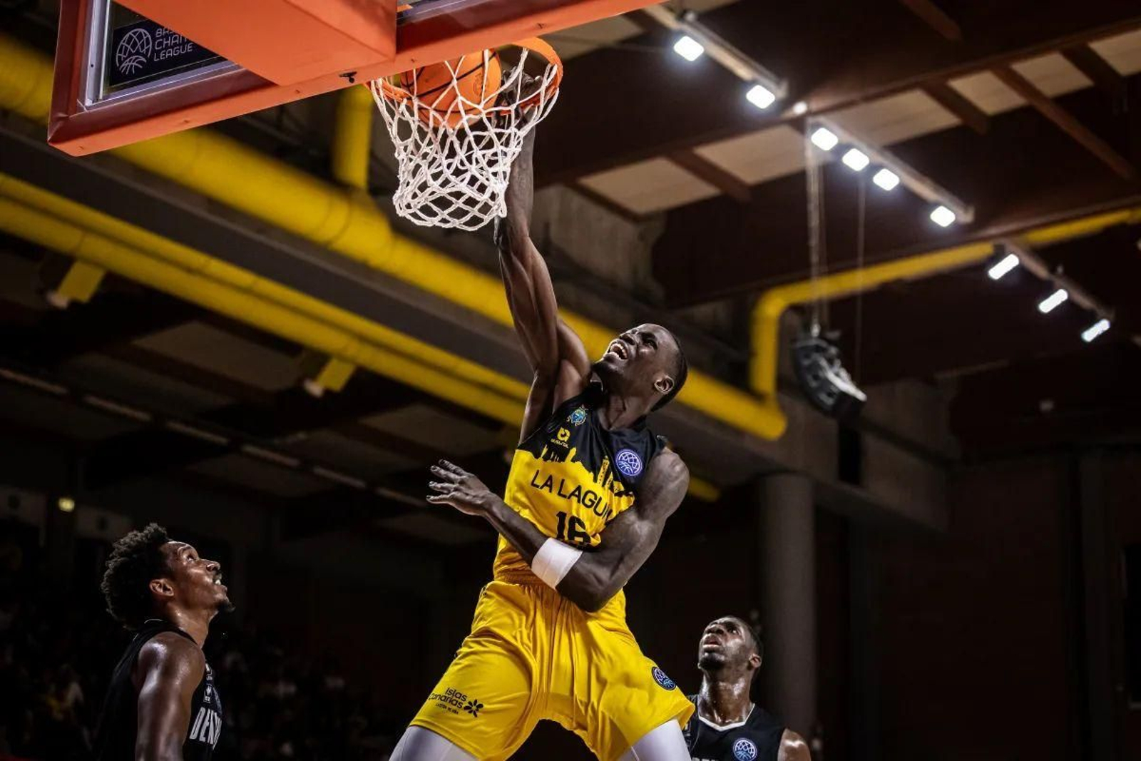 La conexión Huertas-Shermadini lanza al Tenerife a la Final Four de BCL