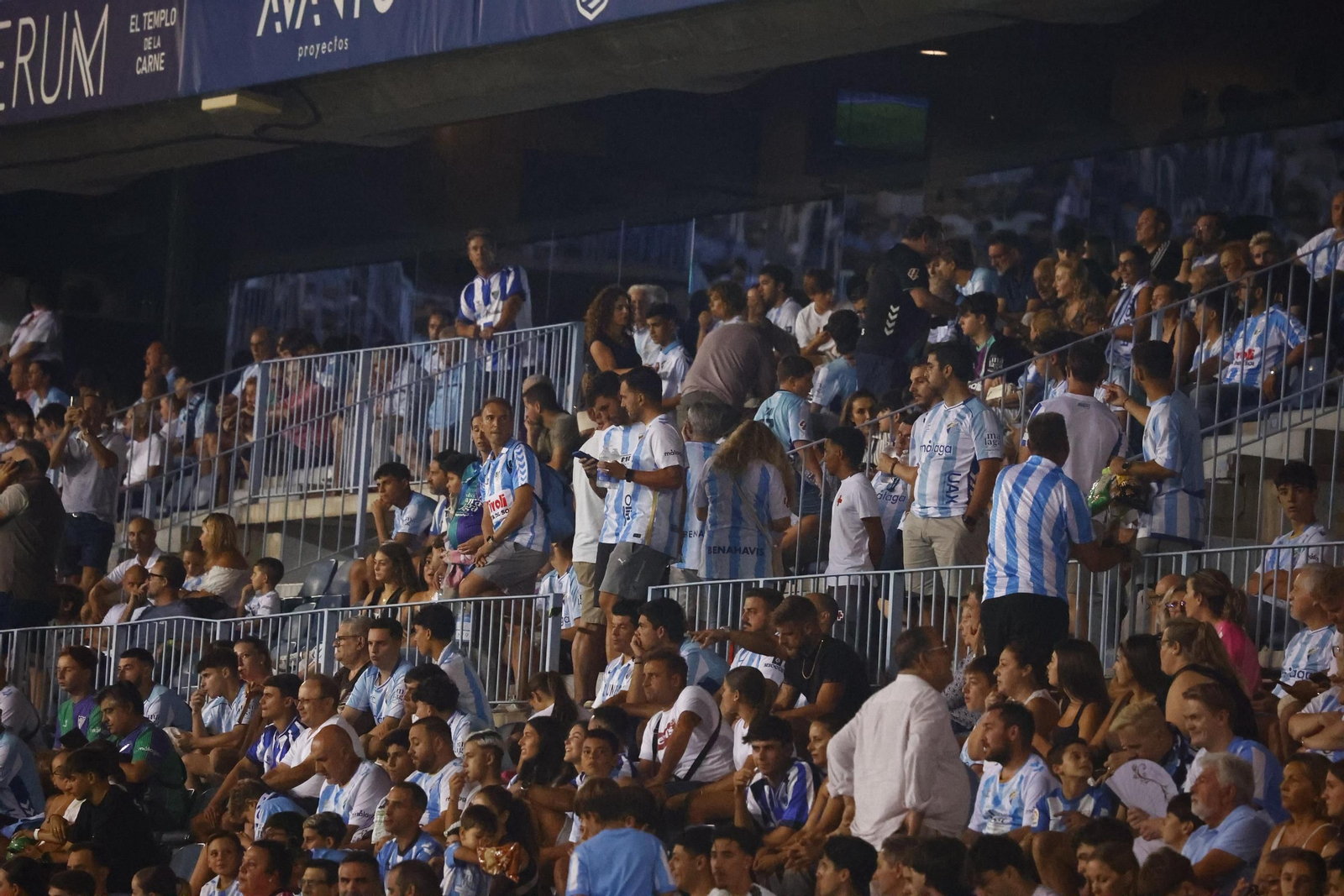 Búscate en las gradas de La Rosaleda en el Málaga CF-Real Sociedad B