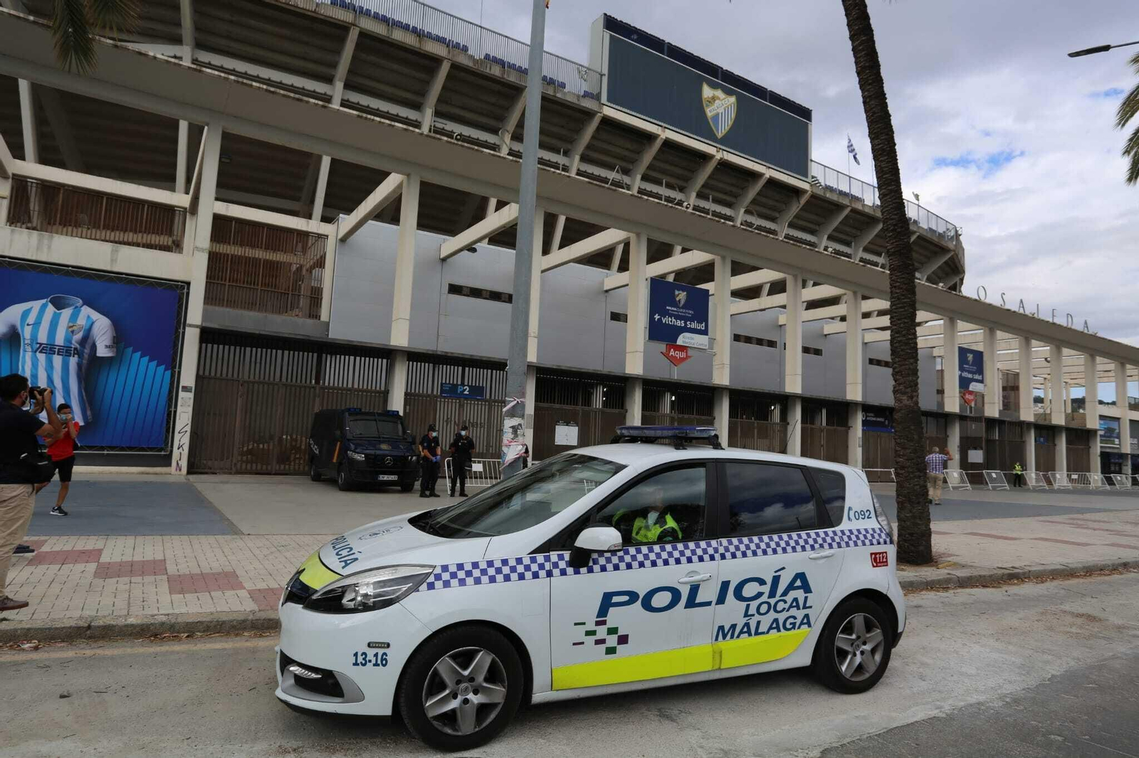 Galería: Llegada del equipo a La Rosaleda antes del Málaga CF-SD Huesca