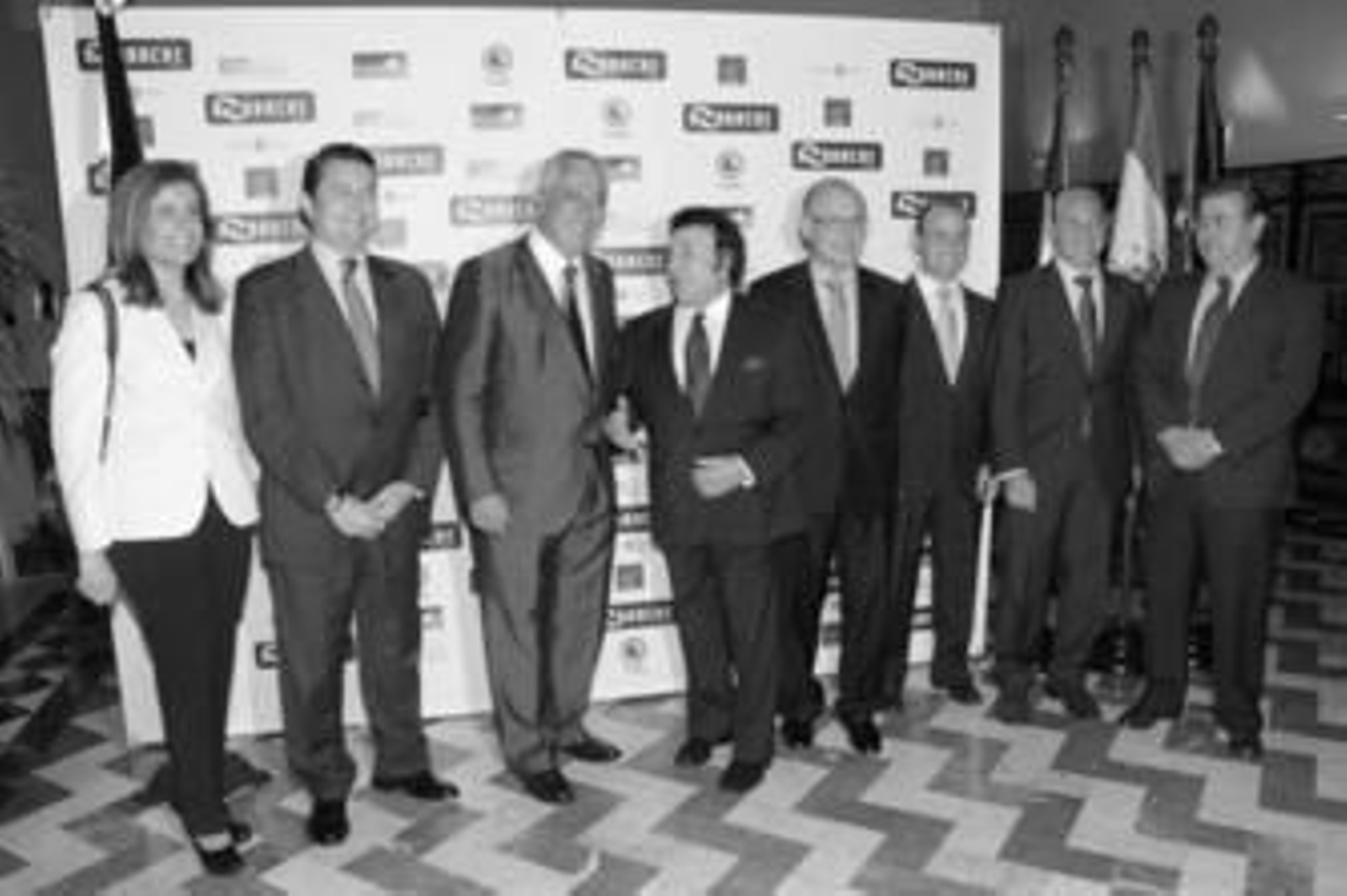 Dámaso Cortés, dº comercial de Cajasol, Juan José Mengual, dº gerente de Azabache, Alonso Rojas y Juan Fernández.