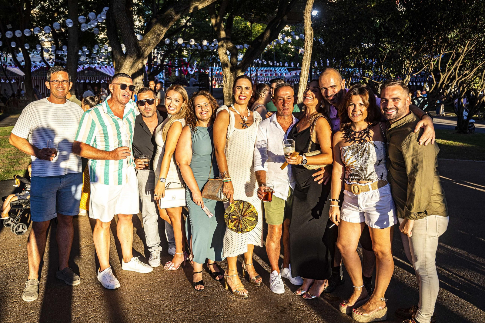 Búscate en las imágenes del viernes de Feria en San Fernando