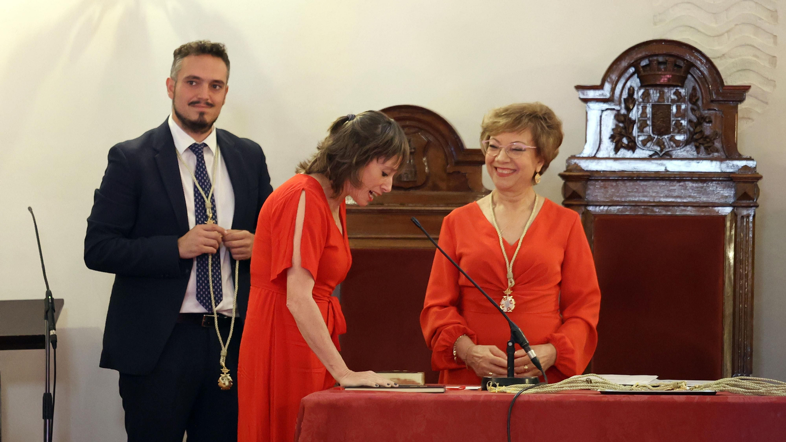 Investidura de María José García-Pelayo como nueva alcaldesa de Jerez