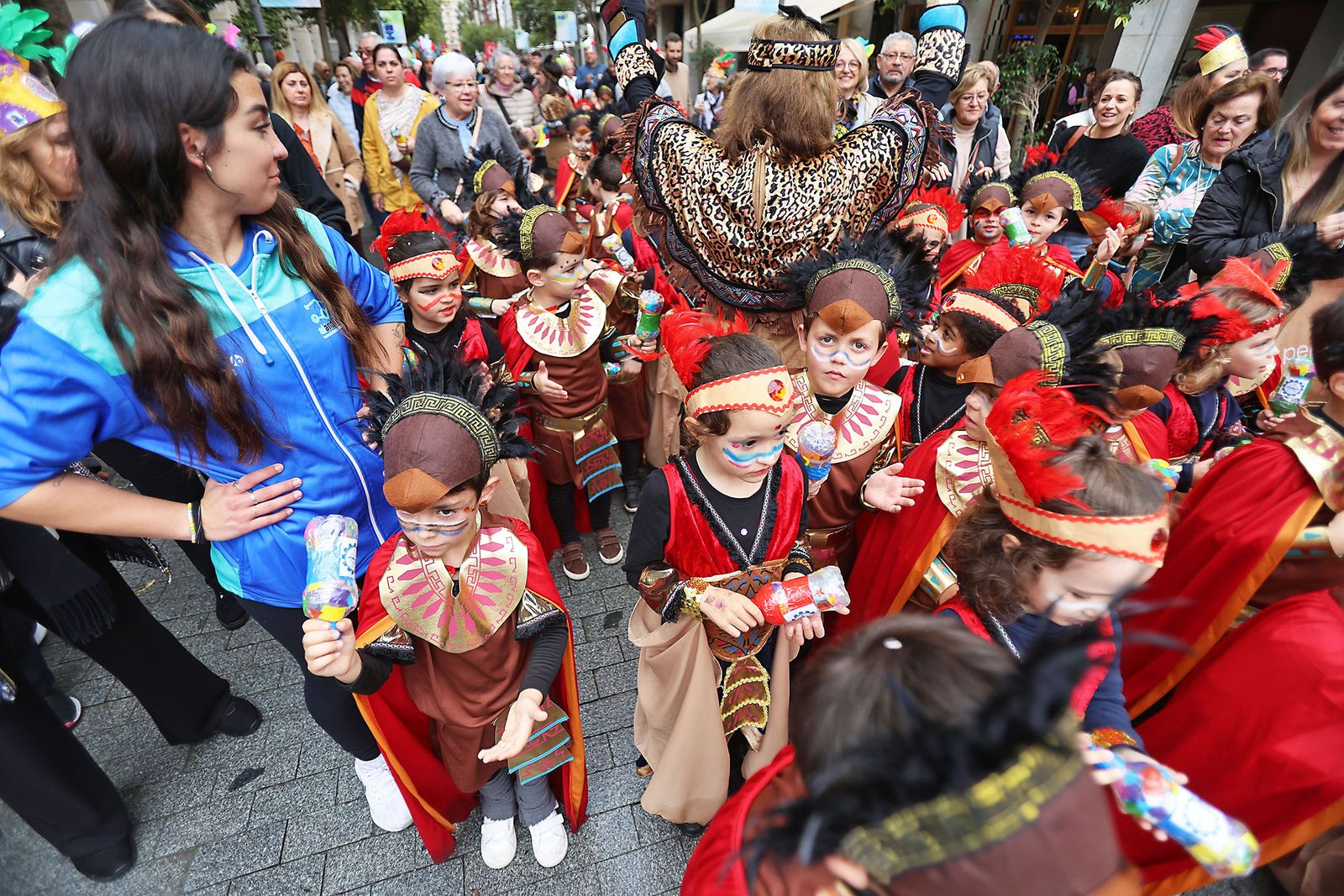 Imágenes del desfile “Un paseo por la historia”  de los niños del colegio Funcadia de Huelva