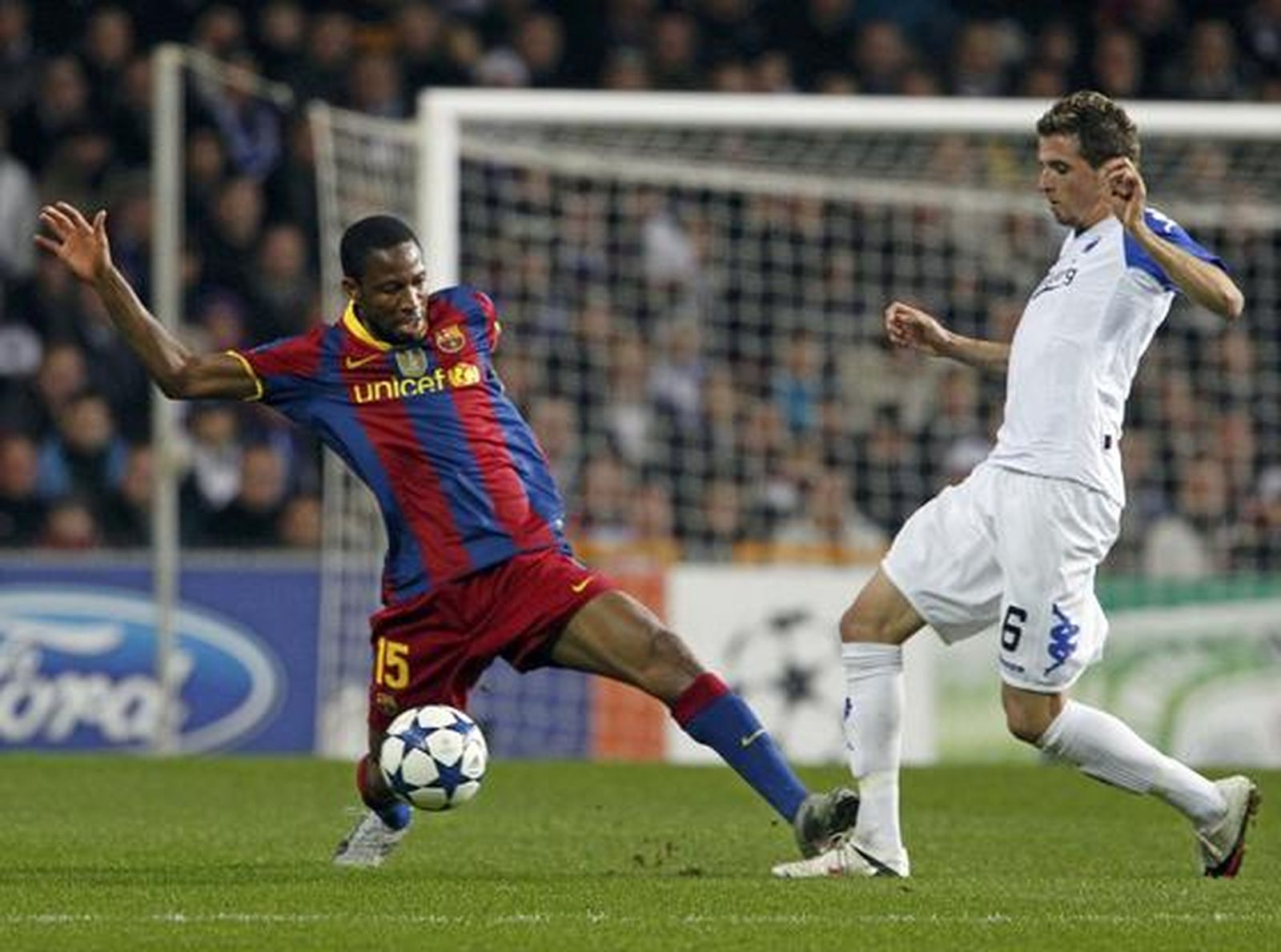 El Barcelona no pasa del empate 1-1 en Copenhague. / Reuters