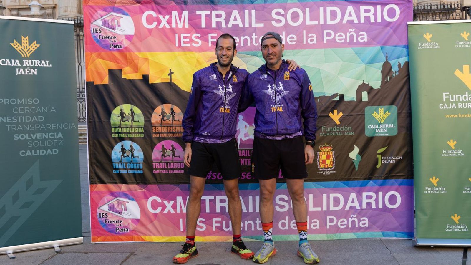 En imágenes: kilómetros para la esperanza de Celia en el CxM Trail Solidario IES Fuente de la Peña (I)