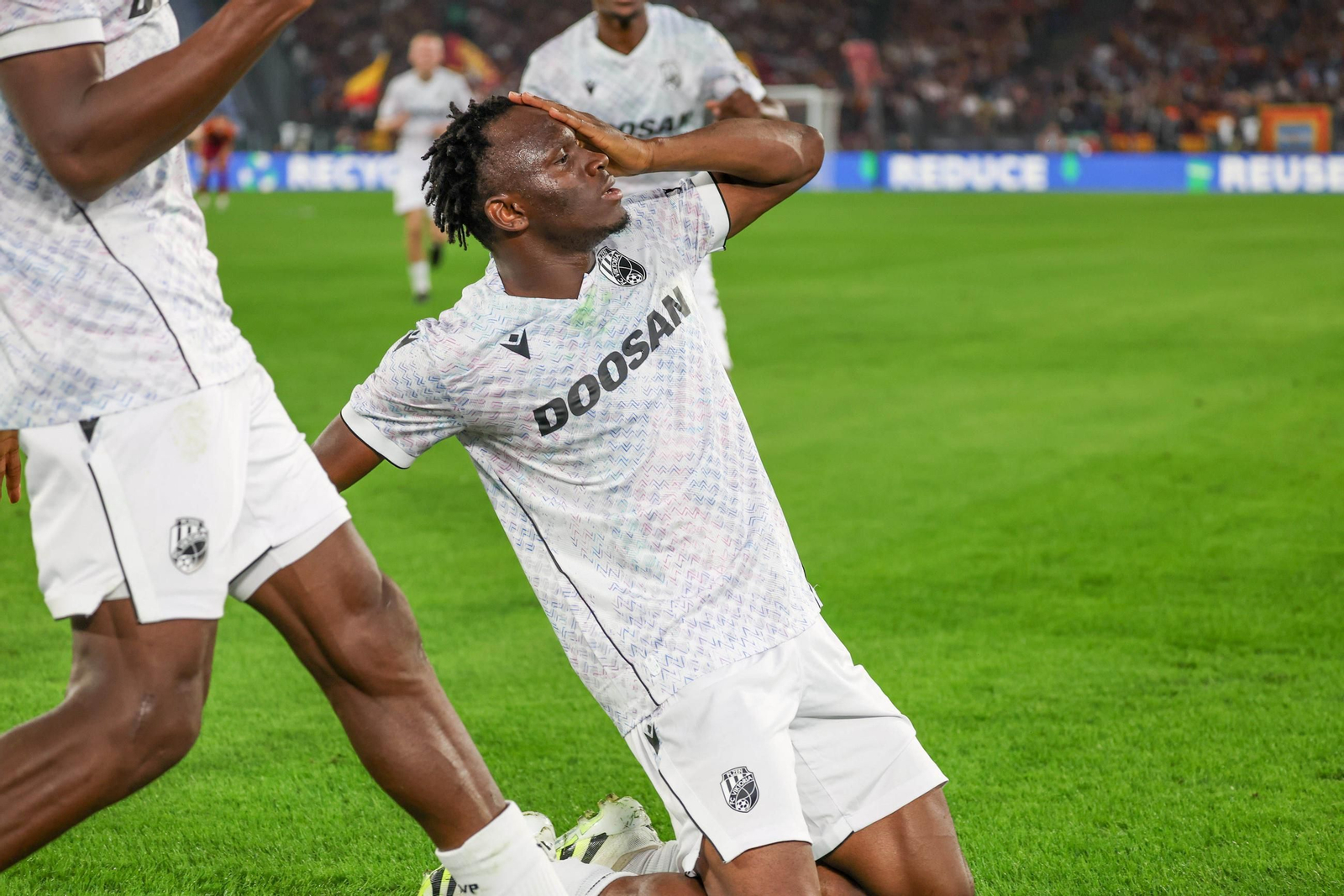 Roma-Viktoria Plzen (14).jpg