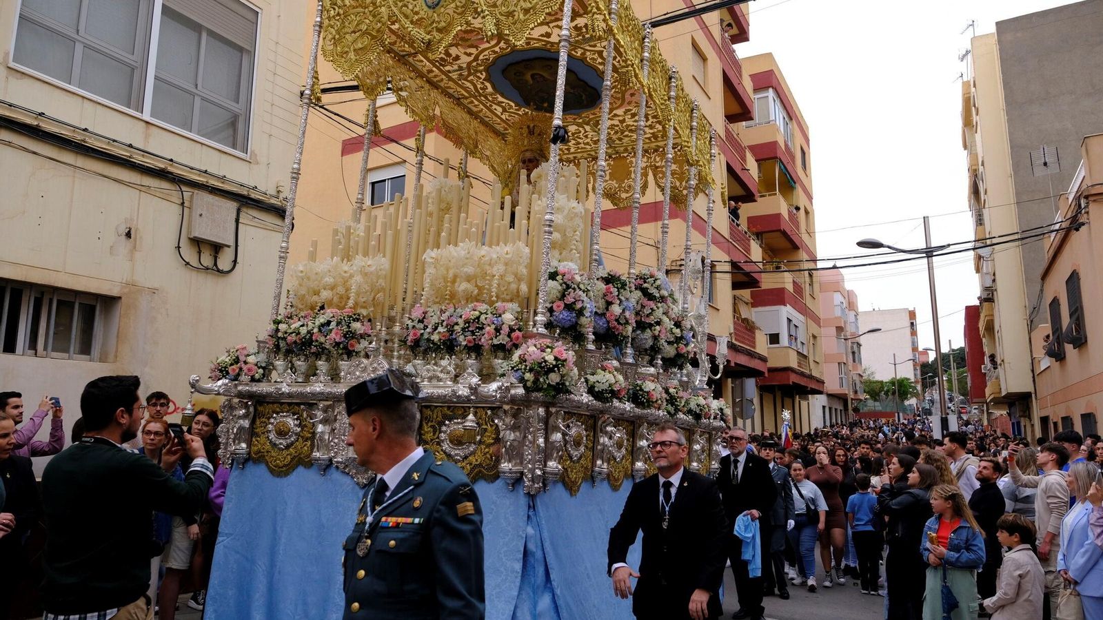 HERMANDAD Y COFRADÍA DE NAZARENOS DEL SANTÍSIMO CRISTO DE LA MISERICORDIA EN SU CRUCIFIXIÓN Y MARÍA SANTÍSIMA DE LOS ÁNGELES.
