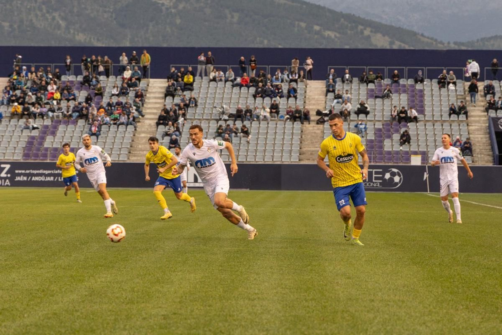 Real Jaén CF contra CD Huértor Tájar, en imágenes