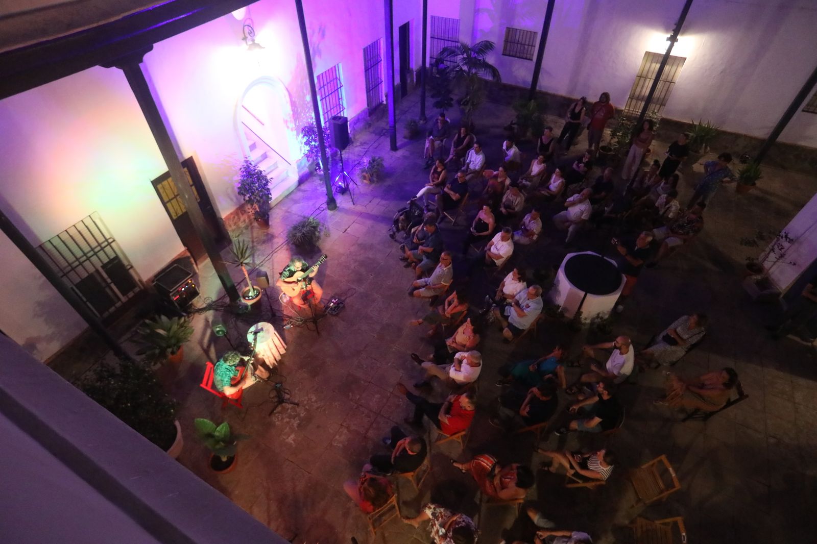 Nono García y Tito Alcedo durante el recital que ofrecieron en el patio de la Casa del Turco.