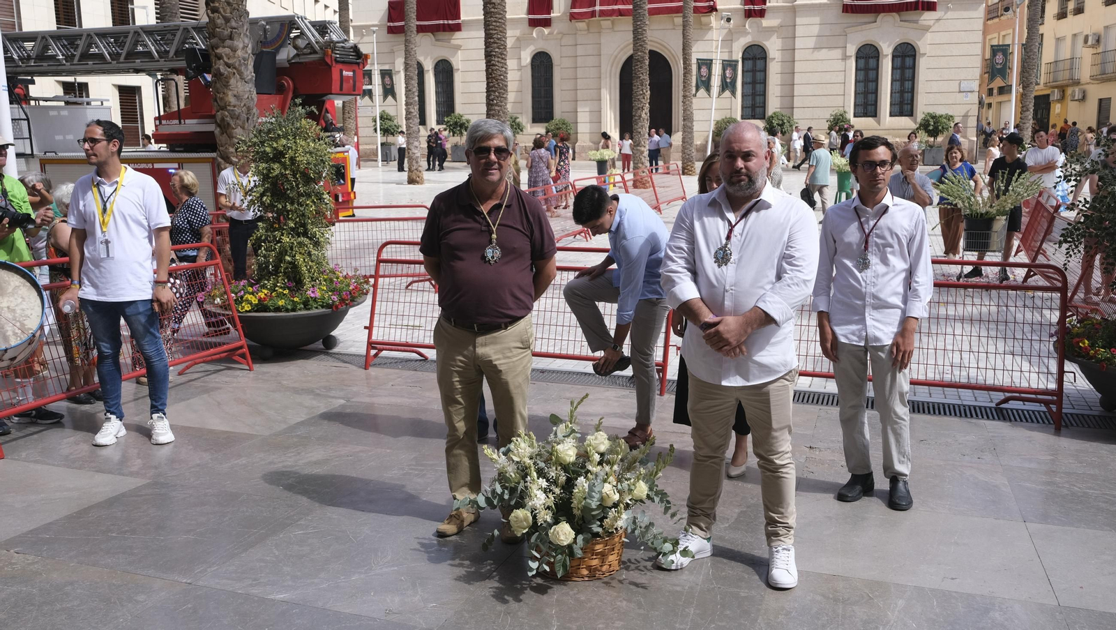 Ofrenda floral a la Virgen del Mar en la Feria de Almería 2024, en imágenes