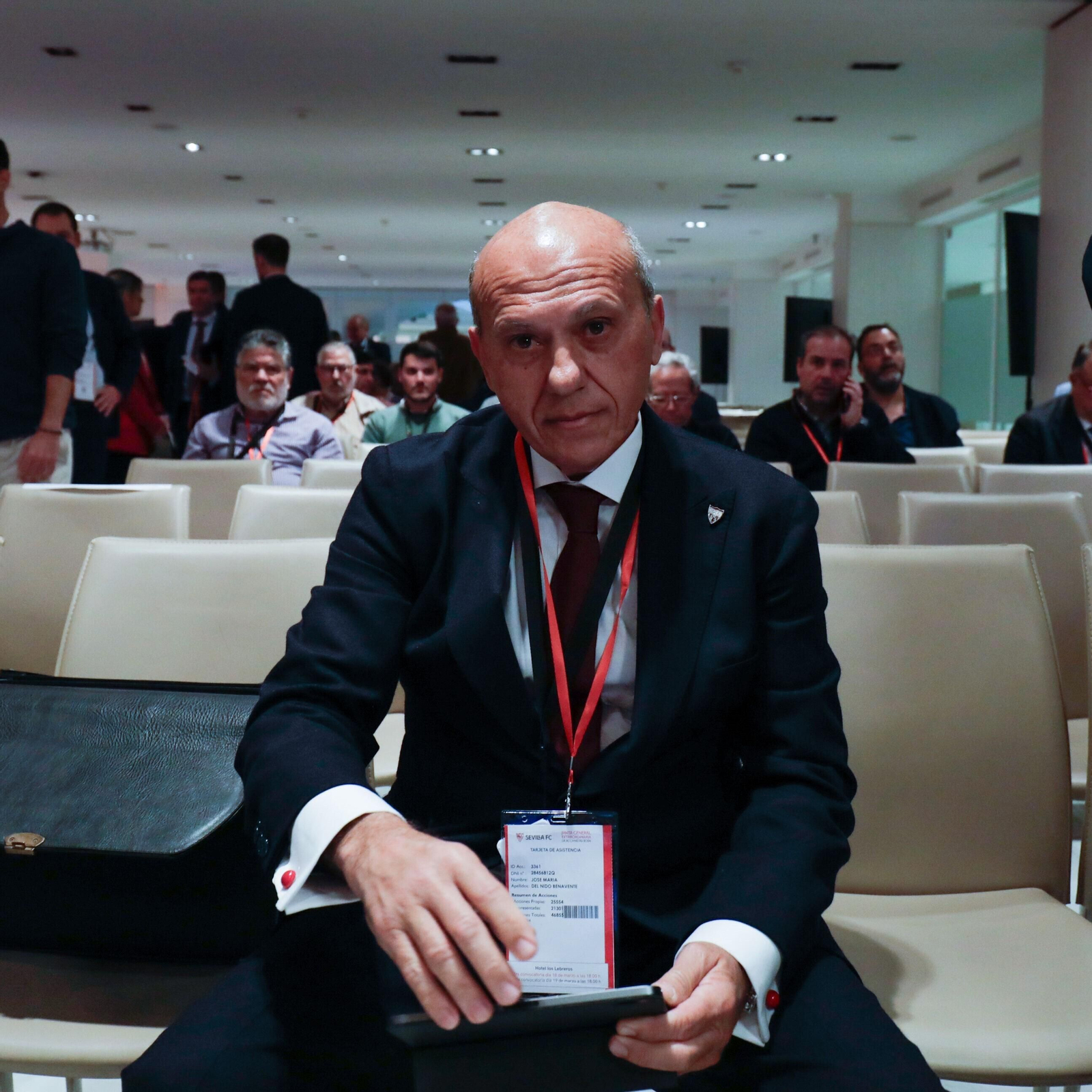 Las fotos de la Junta General Extraordinaria del Sevilla