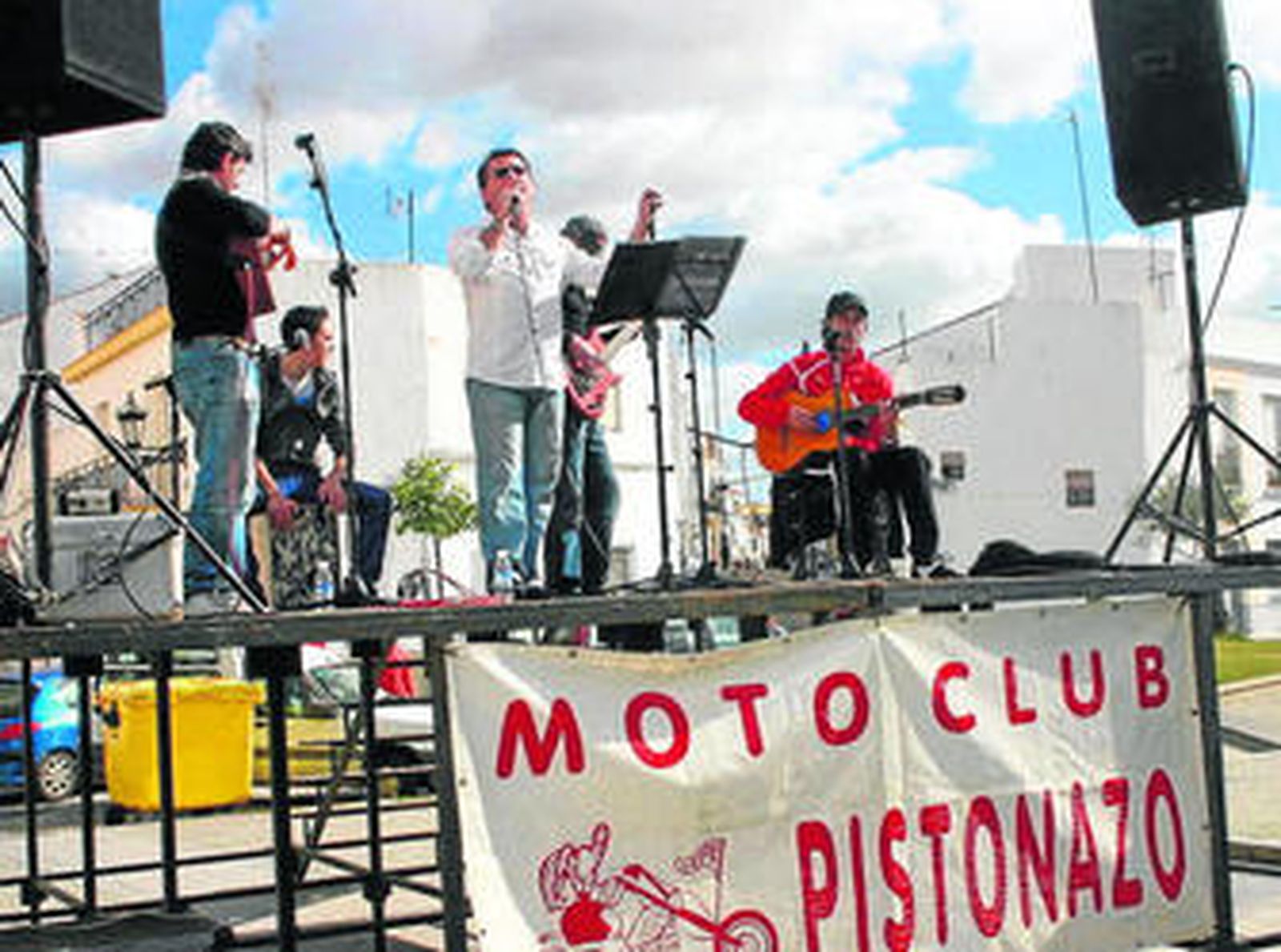 El grupo musical lepero colaboró de manera desinteresada con la iniciativa del colectivo lepero.