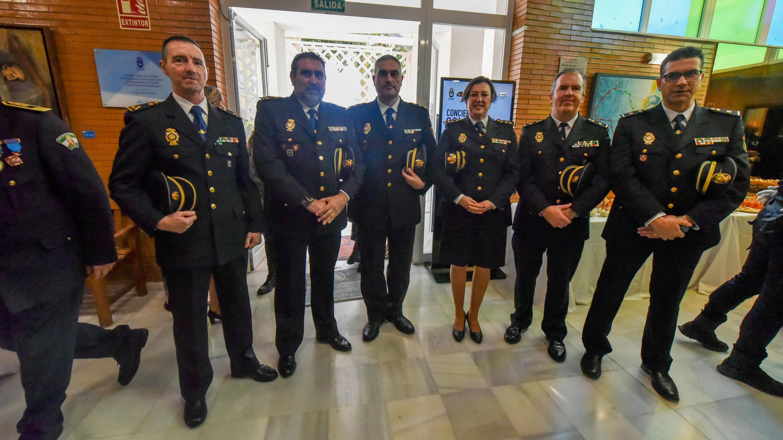 El acto de entrega de distinciones por la festividad del Cuerpo de la Policía Local de La Línea, en imágenes