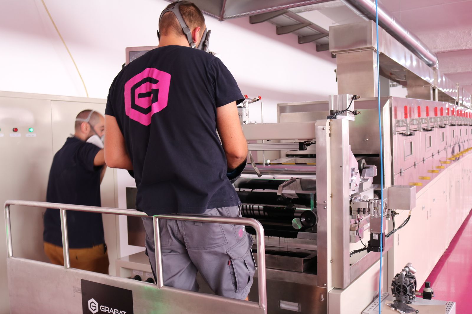 Imagen de una de las plantas de producción de Graphenano.