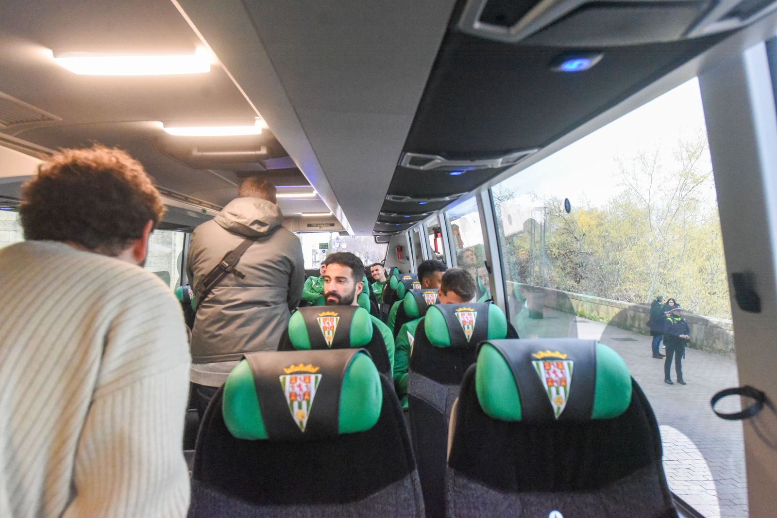 Las mejores fotos de la presentación del nuevo autobús del Córdoba CF