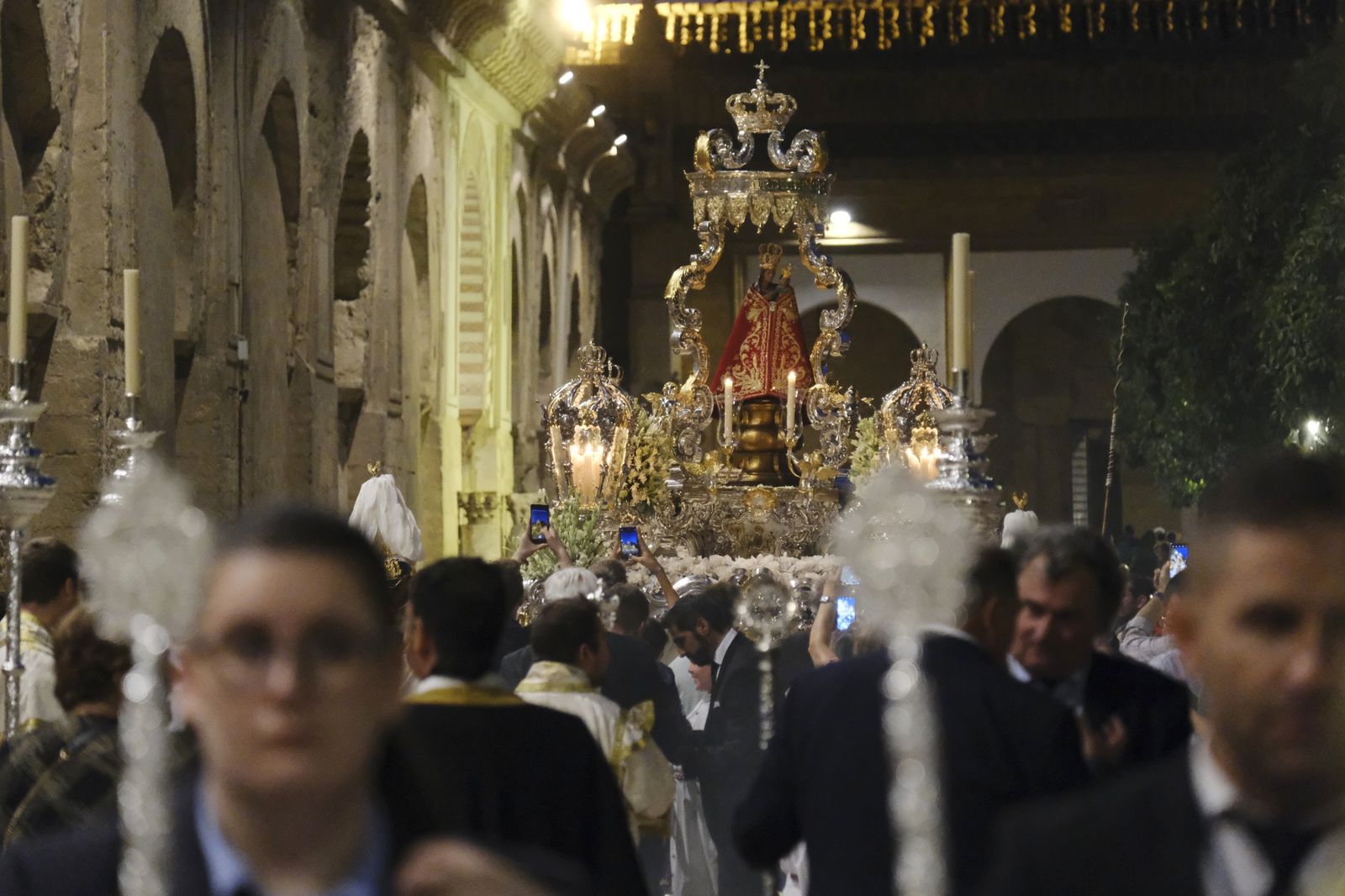 La procesión de la Virgen de la Fuensanta de Córdoba, en imágenes