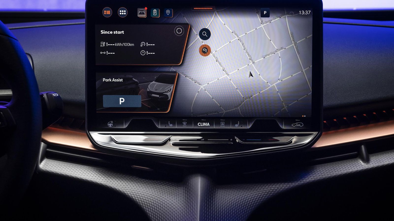 Parece más afortunada que en otros modelos de la marca la integración de los mandos de la climatización en la nueva pantalla central.