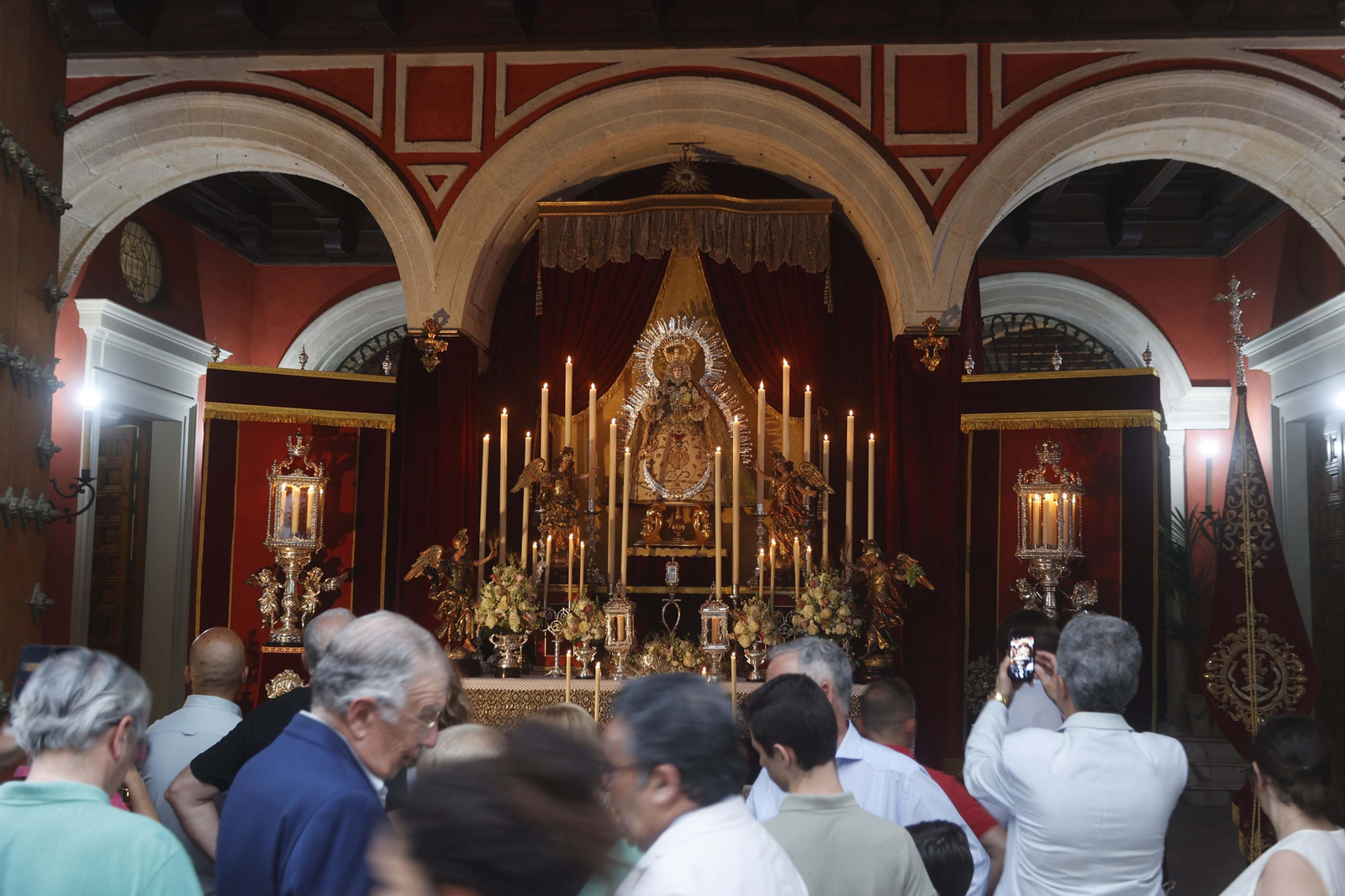 Uno de los altares instalados el año pasado.