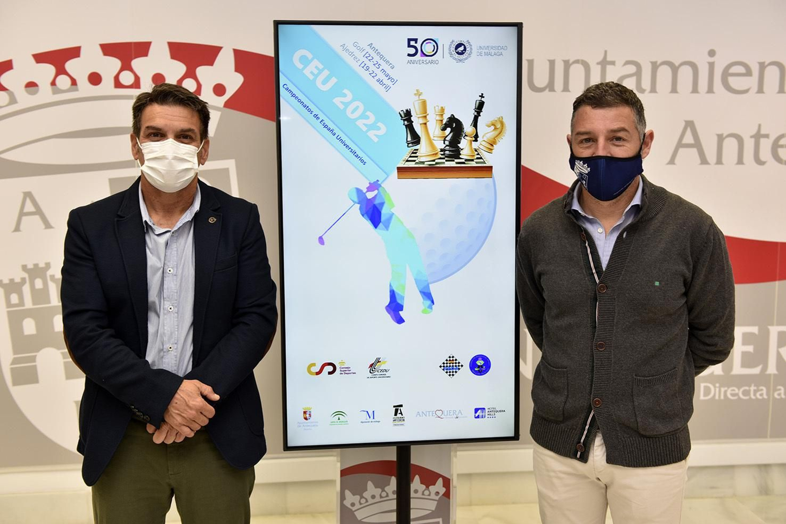 Presentación del cartel anunciador de los campeonatos de ajedrez y golf universitarios. Presentación del cartel anunciador de los campeonatos de ajedrez y golf universitarios.