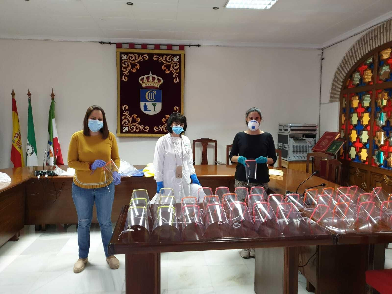 Material de protección que ha repartido el Ayuntamiento de Fuente Palmera