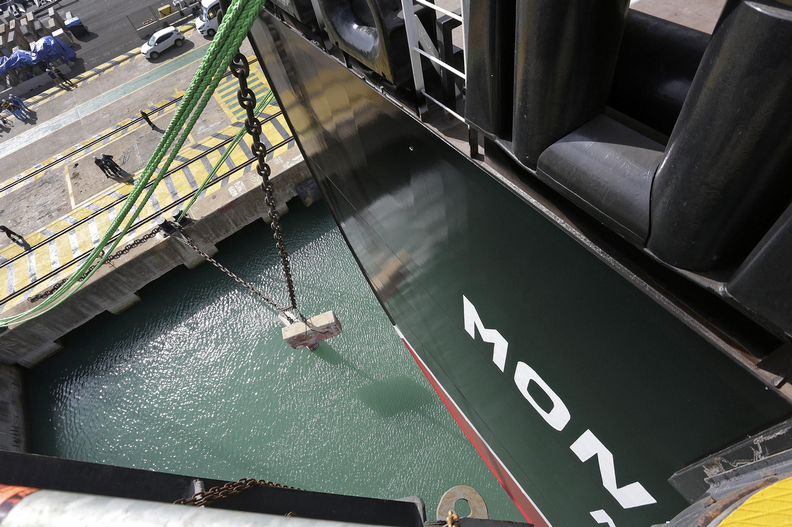 A flote el petrolero 'Monte Udala' en Navantia Puerto Real