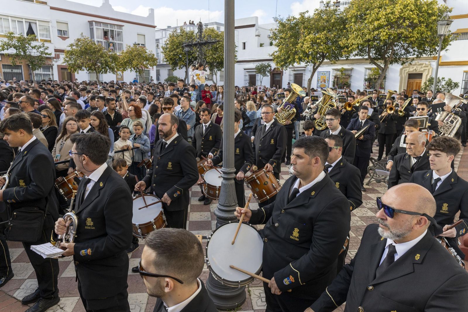 Las imágenes de la hermandad del Ecce Homo en la Semana Santa de San Fernando 2025