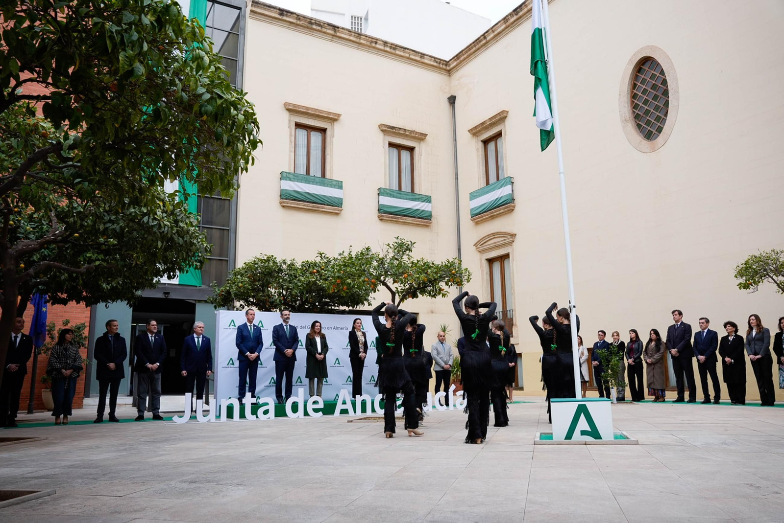Así han sido las imágenes del día de la bandera en Almería