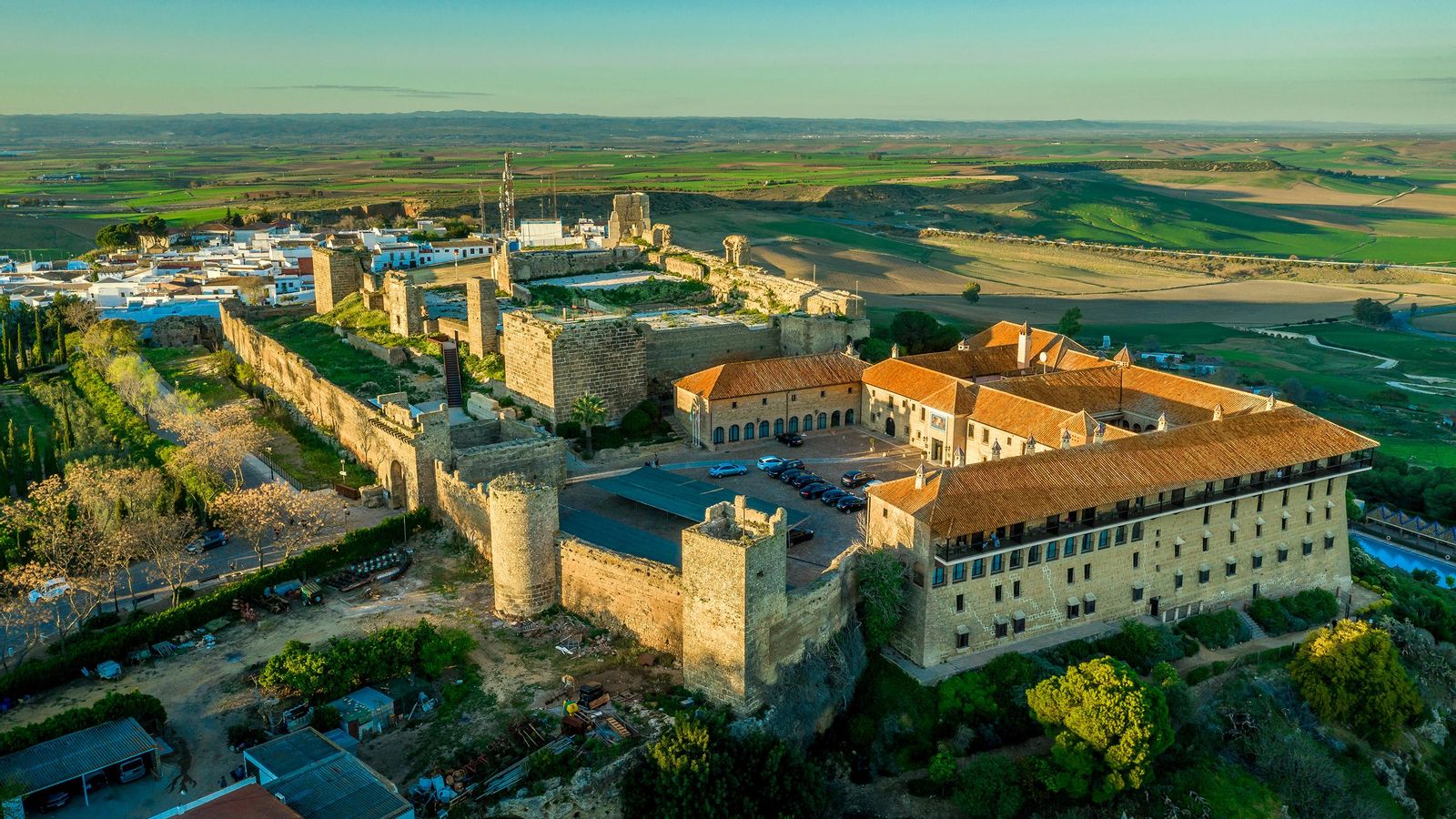 El Parador de Carmona se levanta sobre un alcázar del siglo XIV.