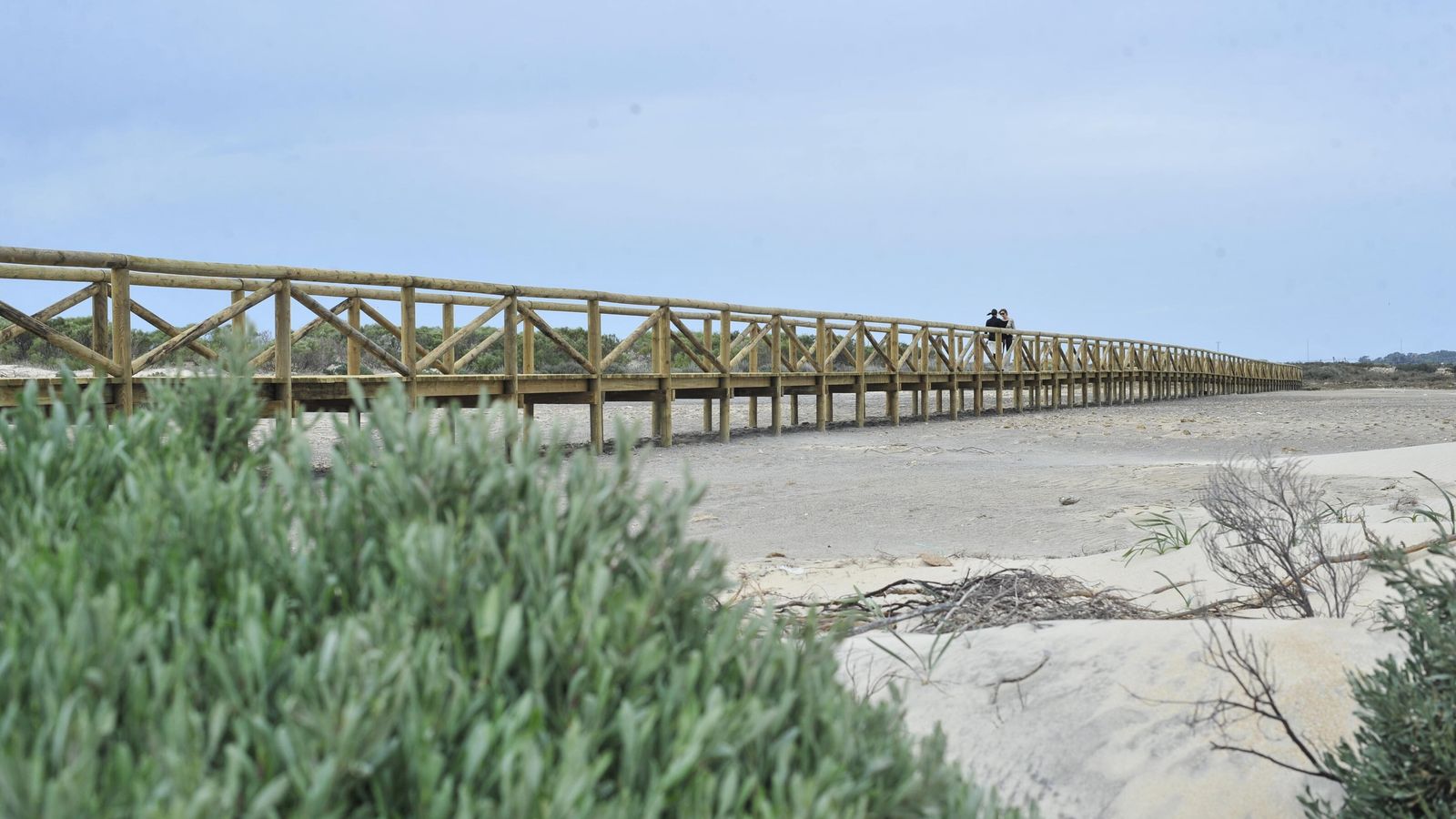 Sendero de la Punta del Boquerón en la playa de Camposoto.