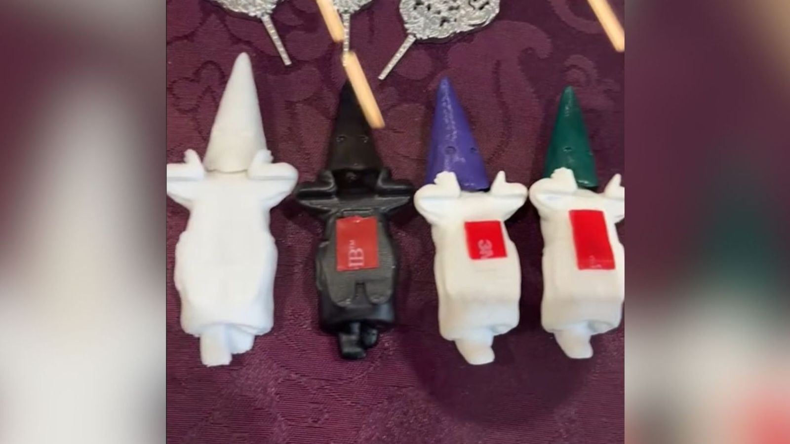 Sonny Angels con forma de nazarenos