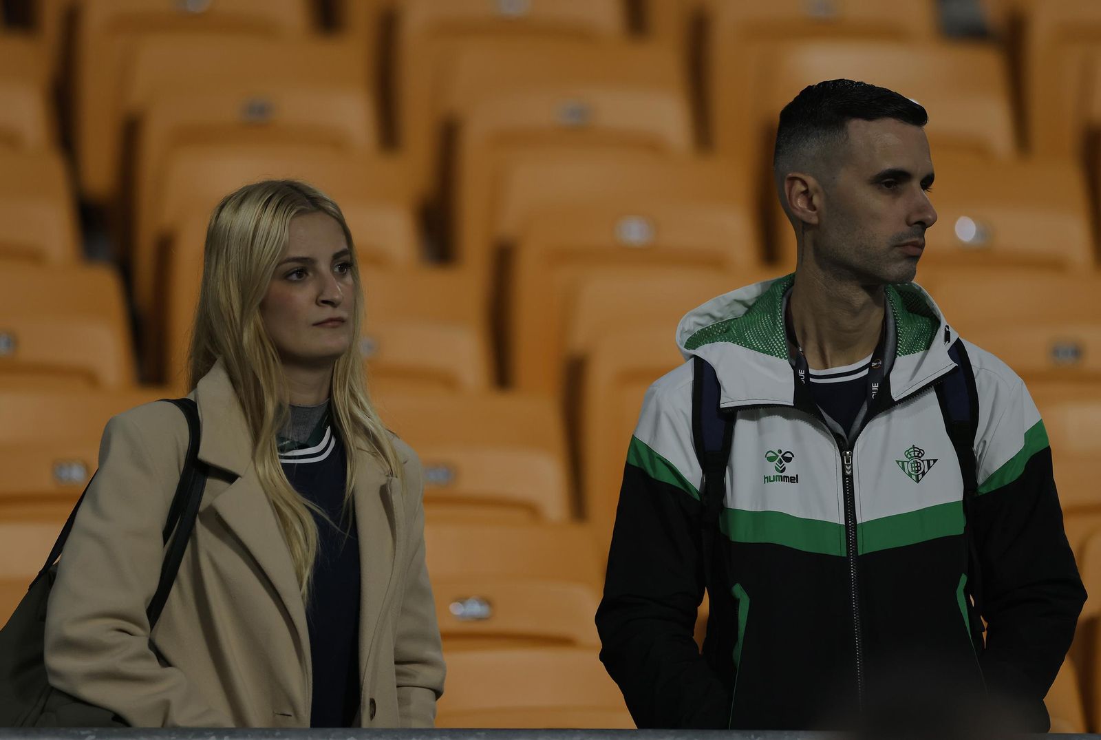 Búscate en las fotos del Betis - Utrecht