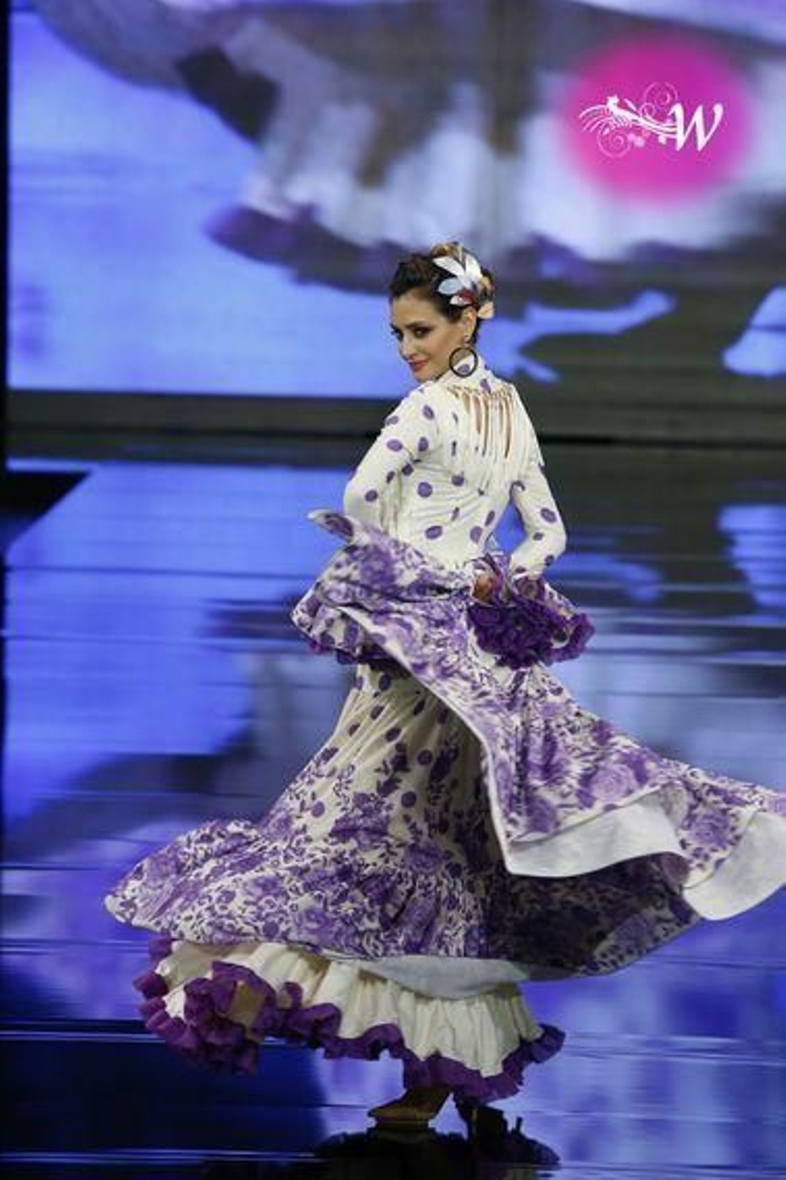 Yolanda Moda Flamenca soprende con 'Firmamento', así es su nueva colección para Simof 2020