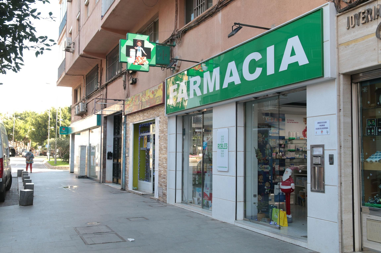 Una farmacia de la ciudad de Almería.