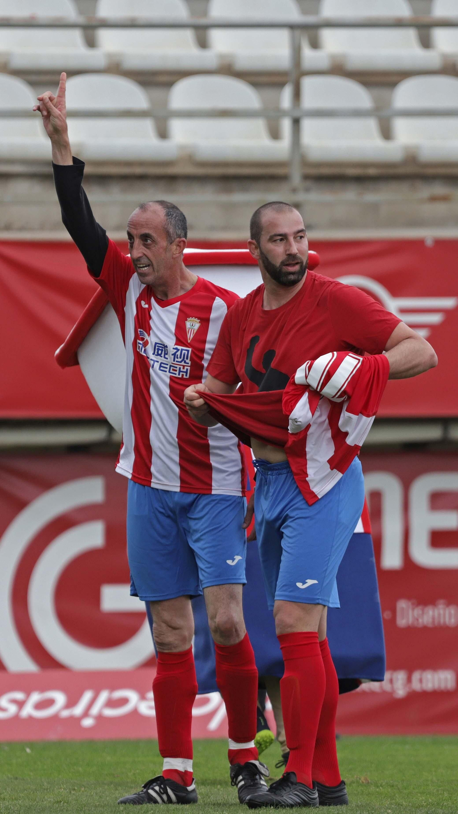 La mejores fotos del Algeciras - Real Madrid veteranos