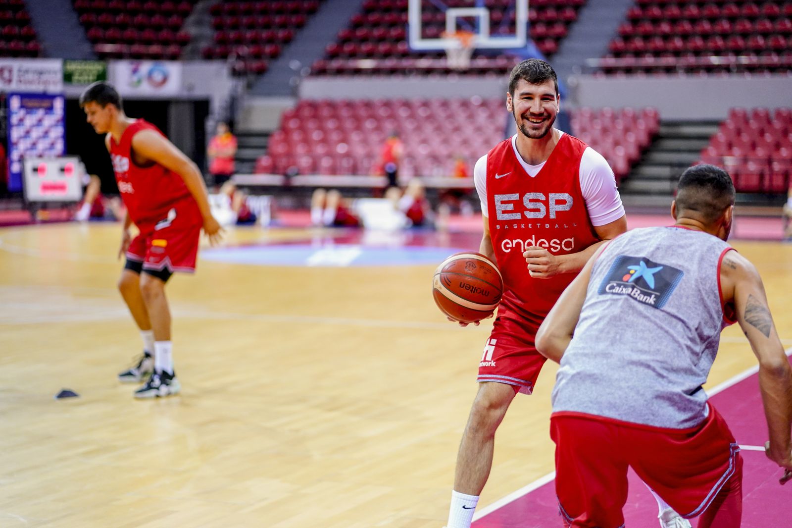 España empieza a trabajar con Brizuela, Barreiro, Alberto Díaz y Jaime Fernández