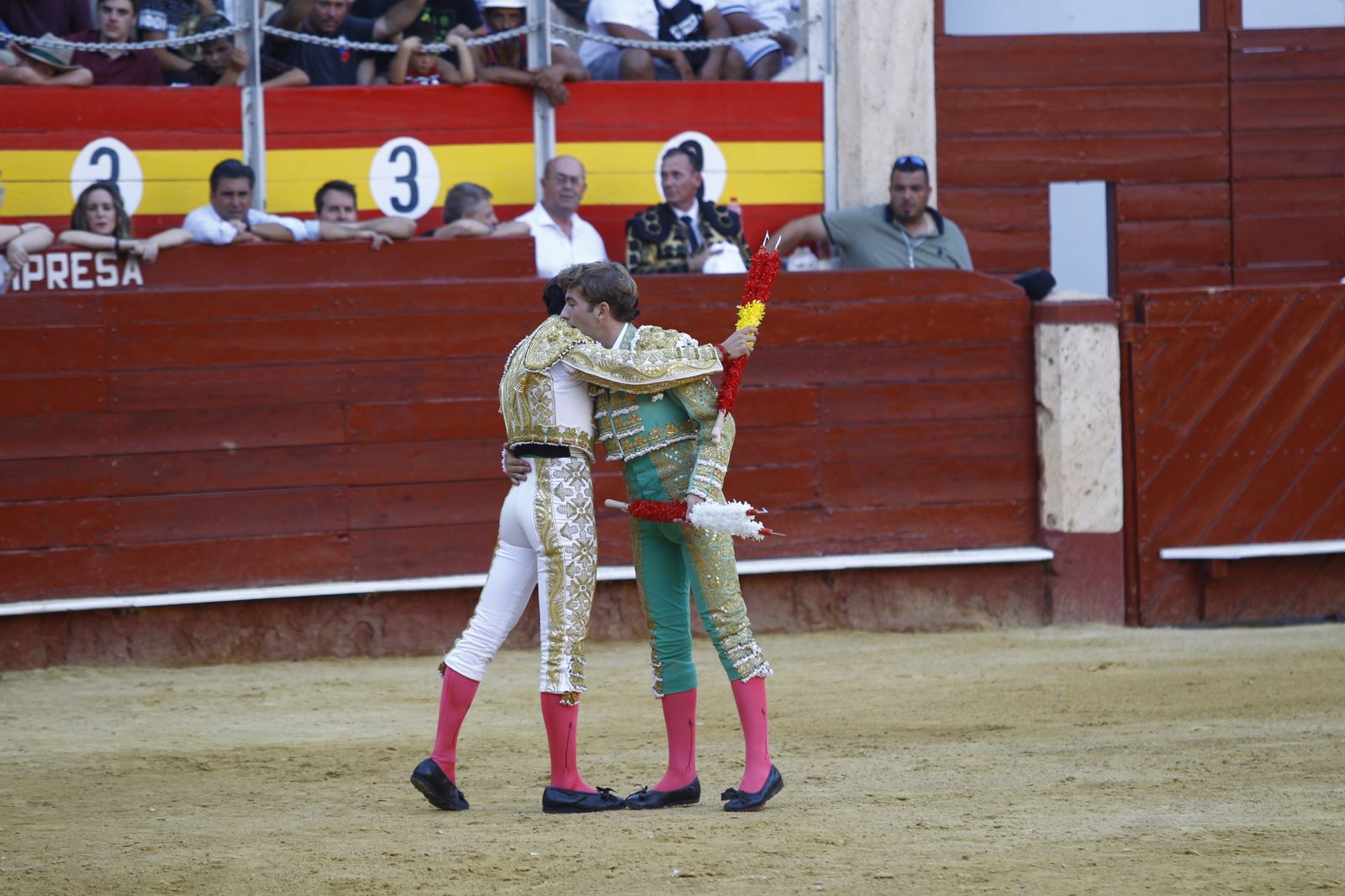 Imágenes de la novillada organizada por la Escuela Taurina de Almería