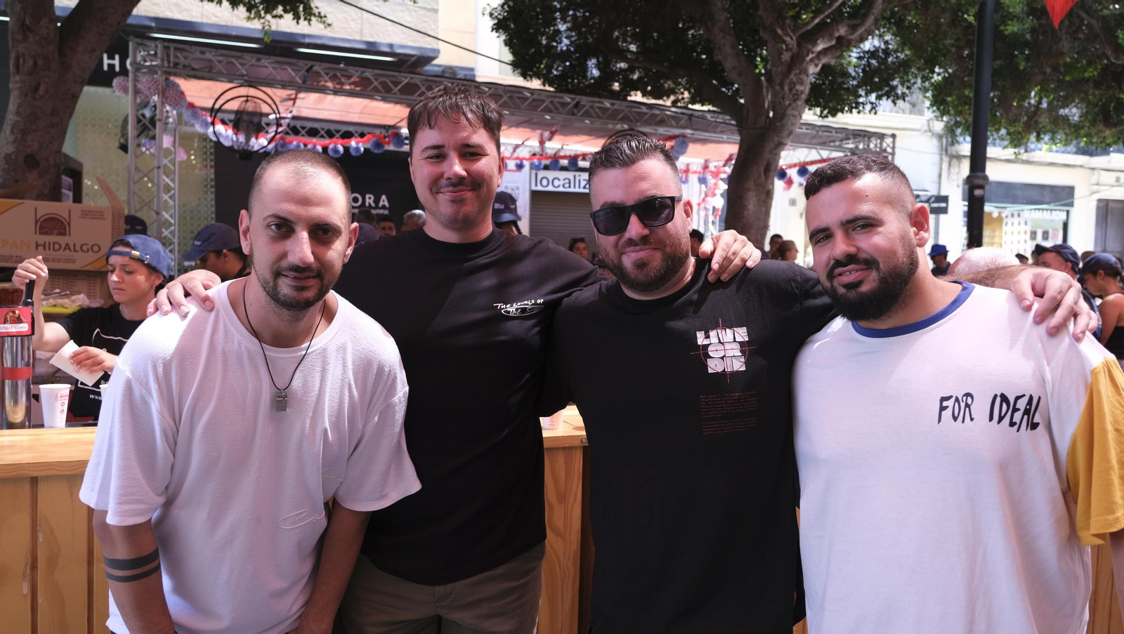 Las imágenes del lunes de la Feria del Mediodía en Almería