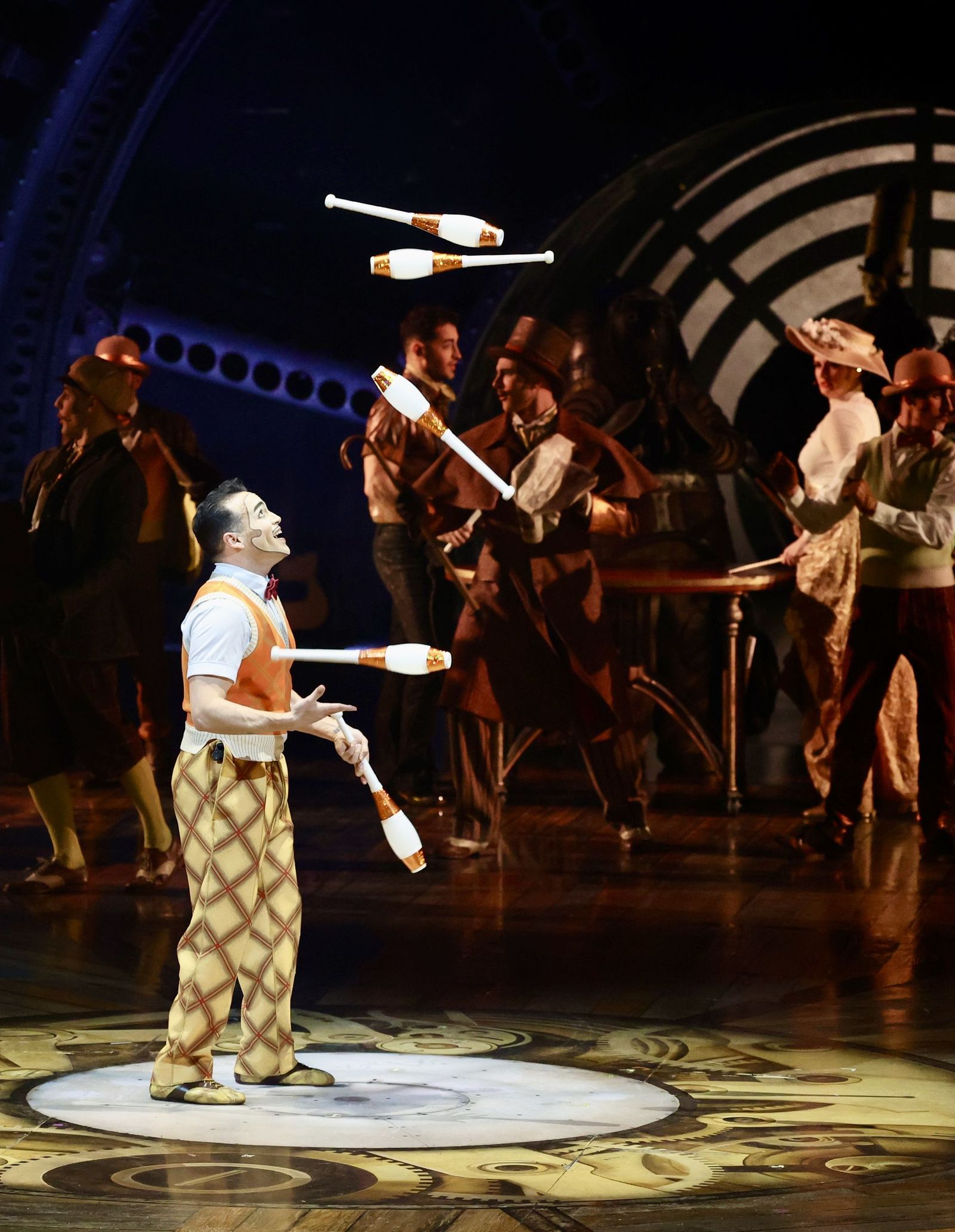 'Kurios: Gabinete de Curiosidades' en Sevilla: fotos del espectáculo