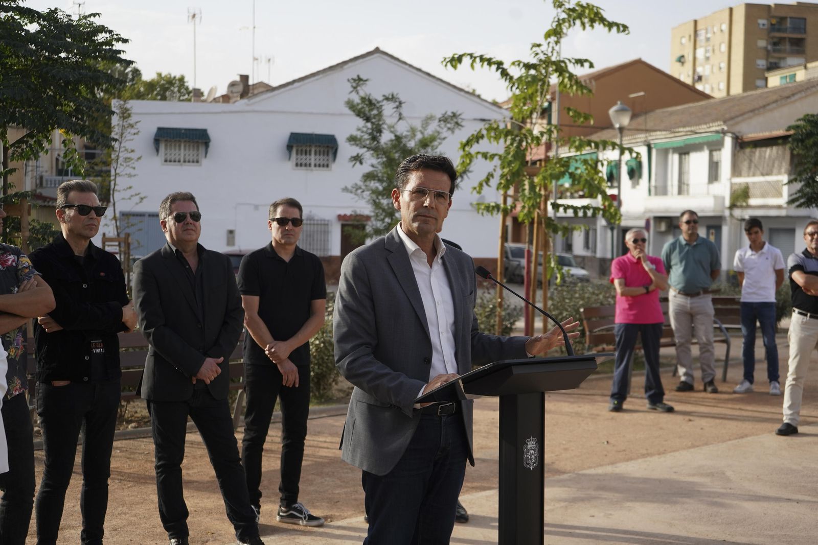 Granada homenajea a 091, seña de identidad del rock, dedicándole un parque