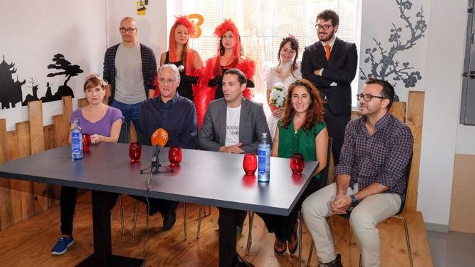 El equipo de Microteatro, durante la presentación de la temporada 2016.