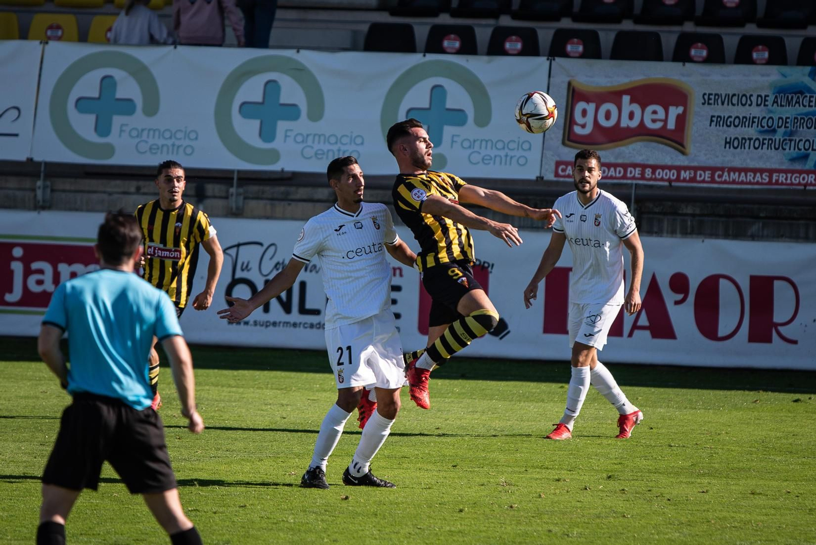 San Roque de Lepe y Ceuta son dos de los posibles rivales del Recre la próxima campaña.
