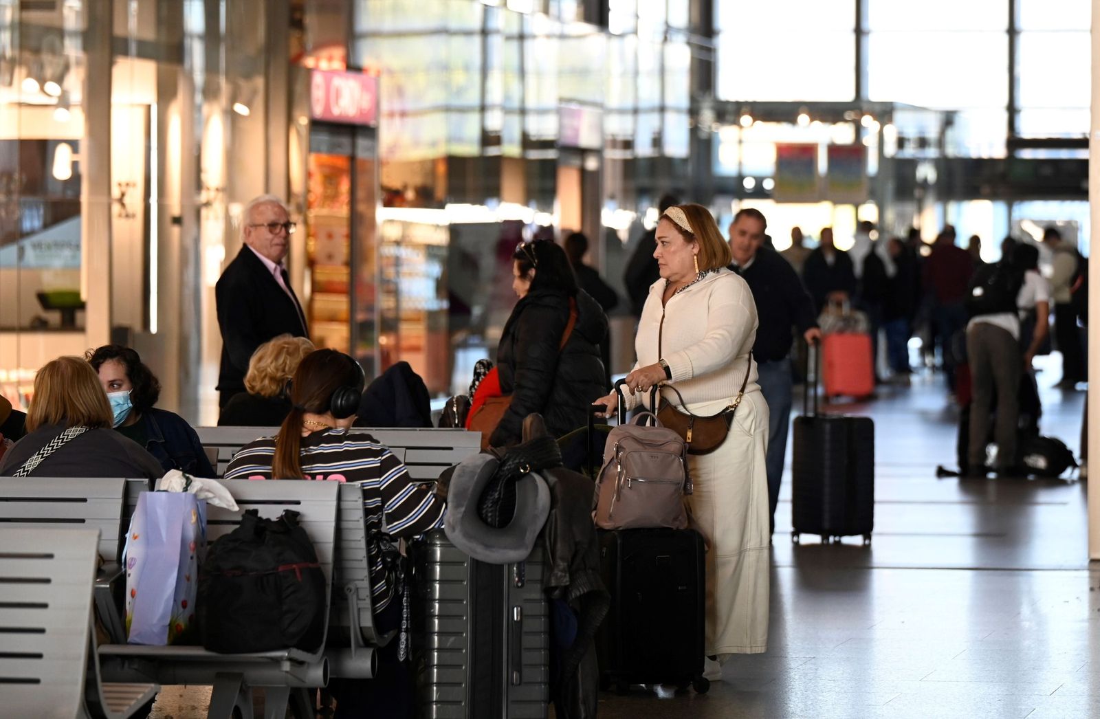 La estación de tren de Córdoba recupera la normalidad