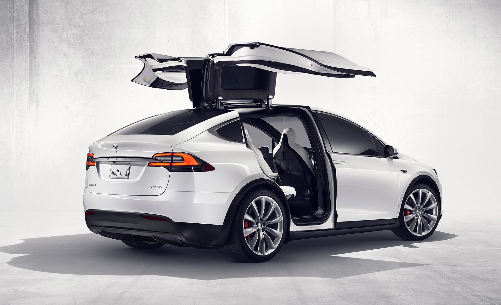 Tesla Model X.