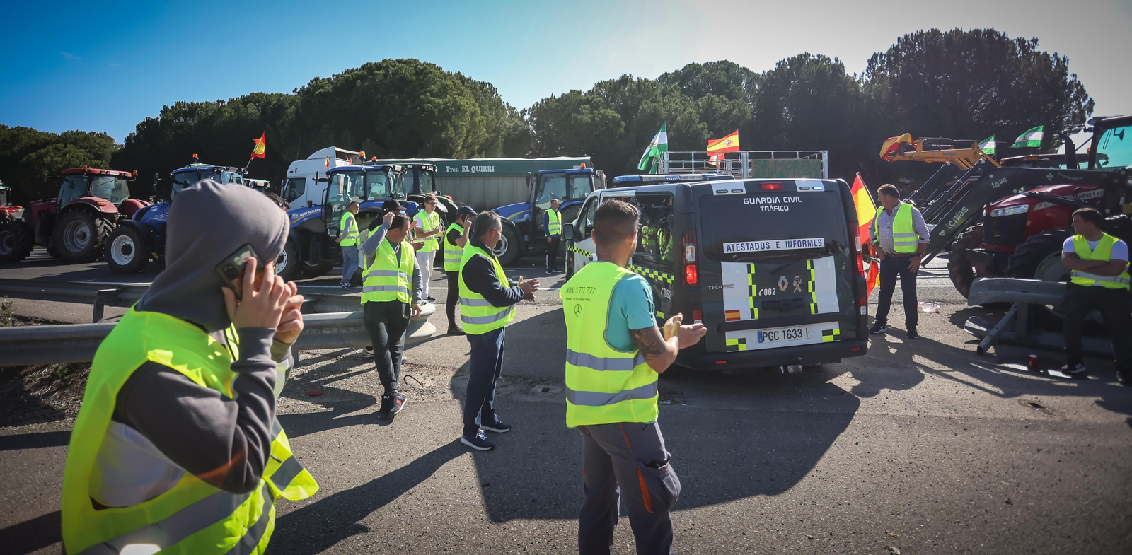 Jerez colapsado por la protesta de agricultores vy ganaderoa