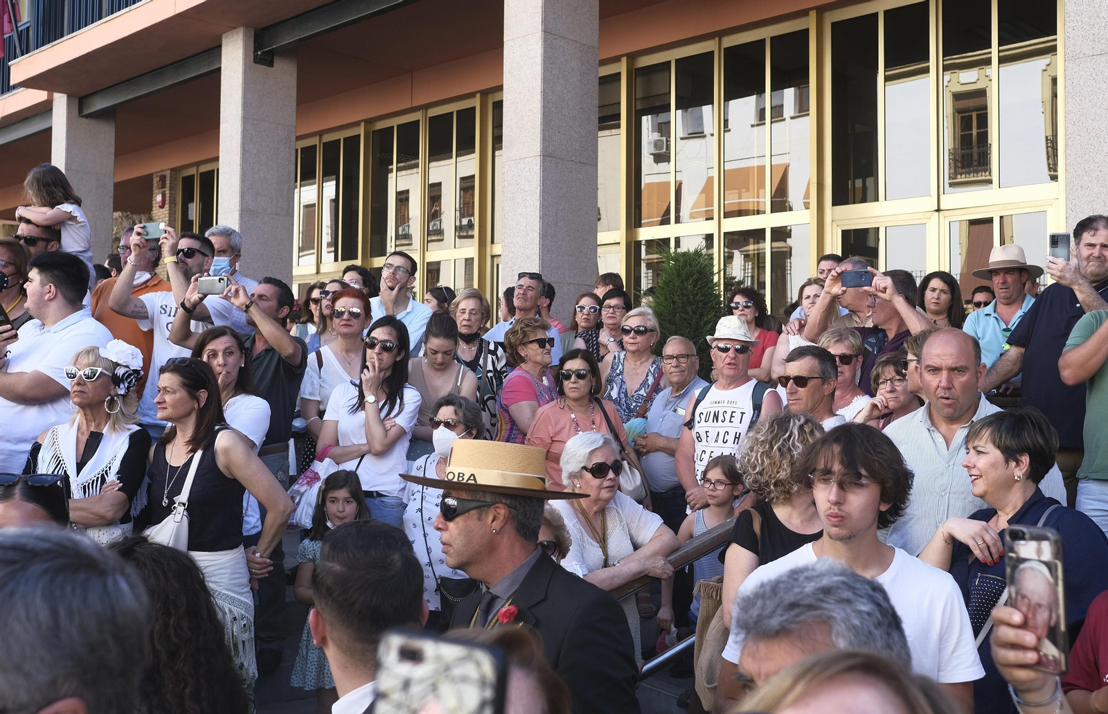 La emocionante salida de la Hermandad del Rocío de Córdoba,  en imágenes
