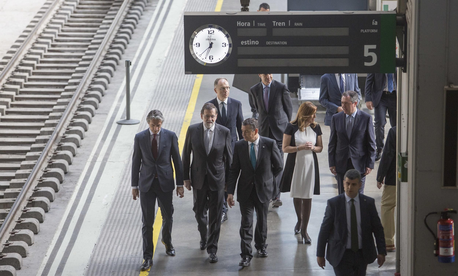 Las imágenes de la conmemoración de los 25 años del AVE