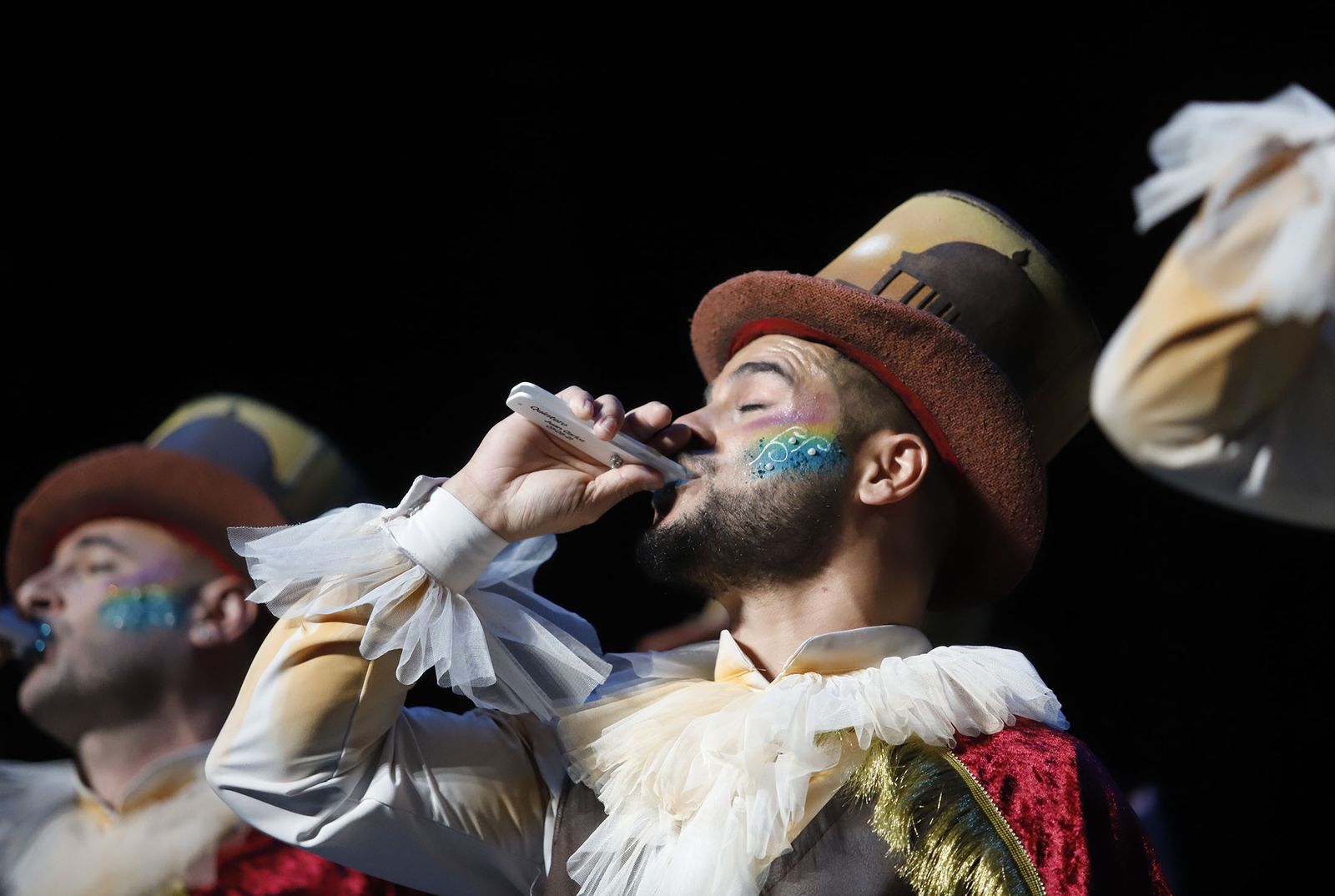Imágenes de la actuación de la comparsa de Cádiz Los Piraos en el Carnaval Colombino
