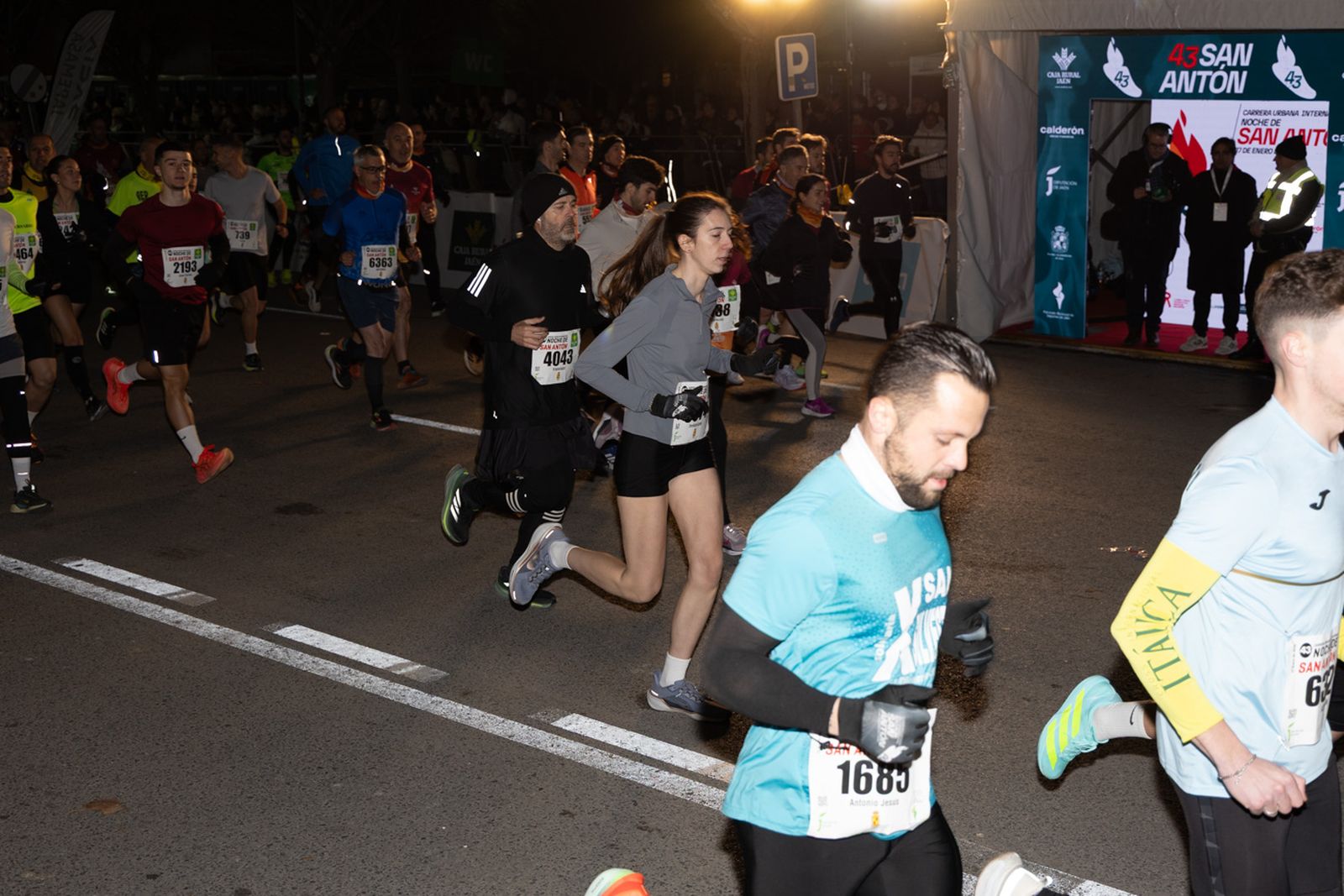 Encuéntrate en la salida de la Carrera de San Antón 2026, en imágenes (3)
