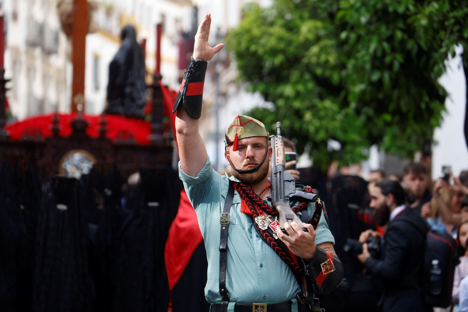 La procesión de la Caridad en este Jueves Santo de Córdoba, en imágenes
