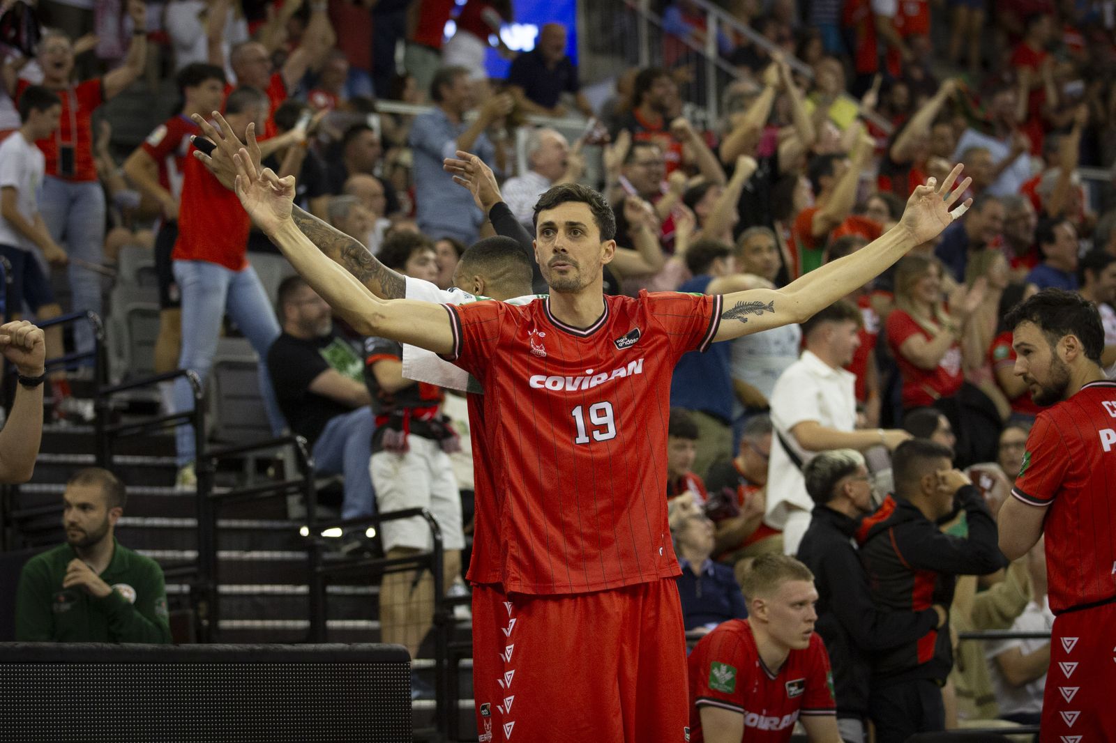 La continuidad de Pere Tomàs es clave para cubrir los cupos.